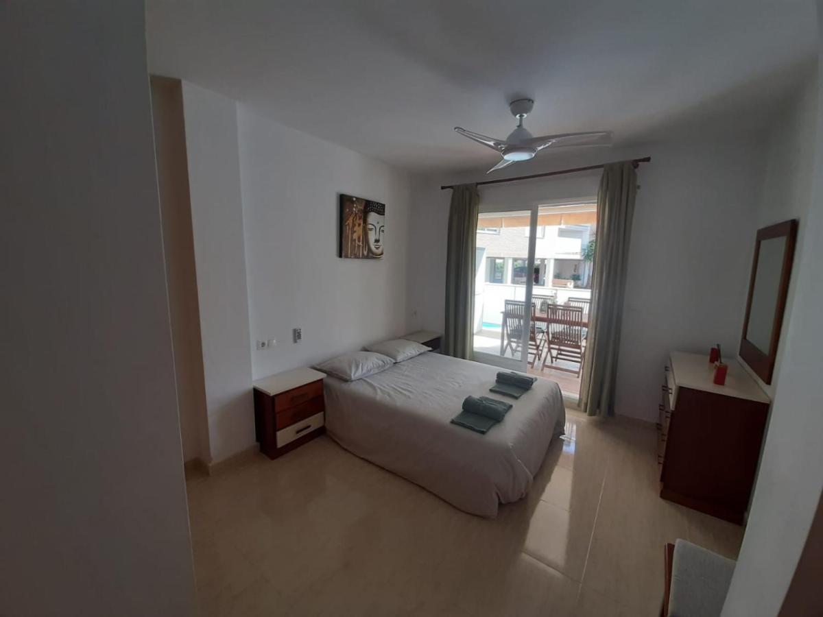 Two Bed Two Bathrooms Ground Floor With Pool View * Dénia
