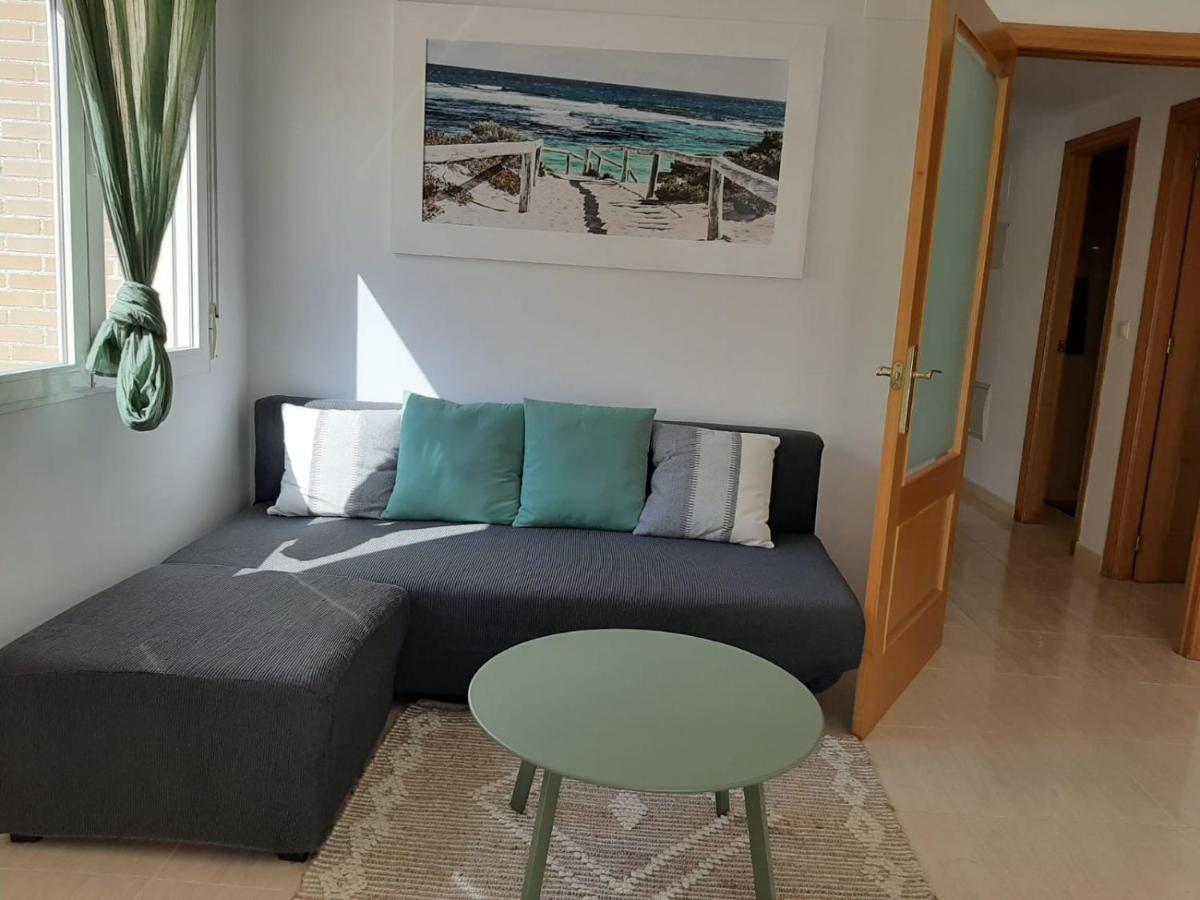 Two Bed Two Bathrooms Ground Floor With Pool View Appartement *