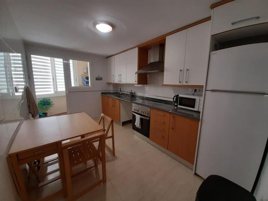 Two Bed Two Bathrooms Ground Floor With Pool View Appartement