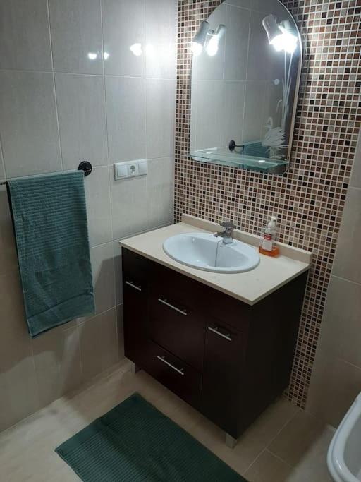 Two Bed Two Bathrooms Ground Floor With Pool View Appartement